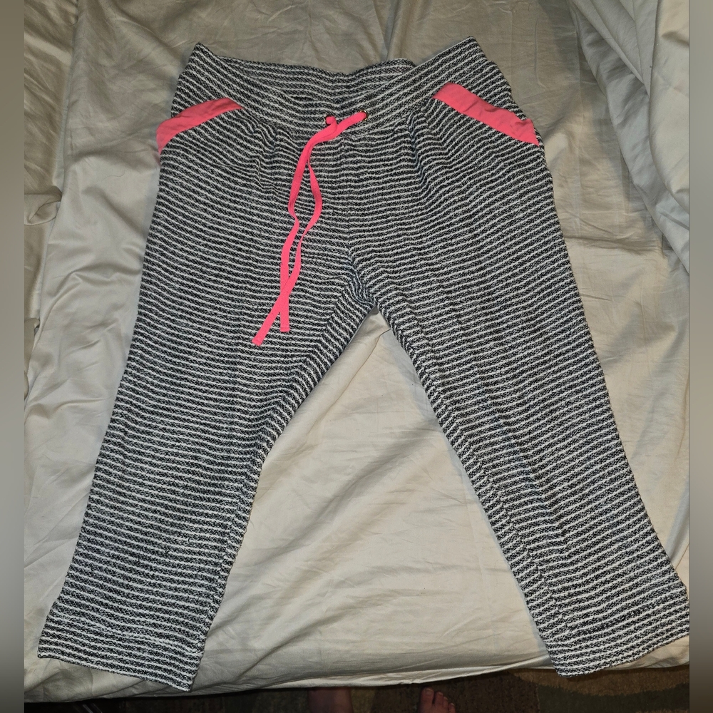 Crop Lounge Pants, Size Medium, Dark Navy Stripe & Hot Pink